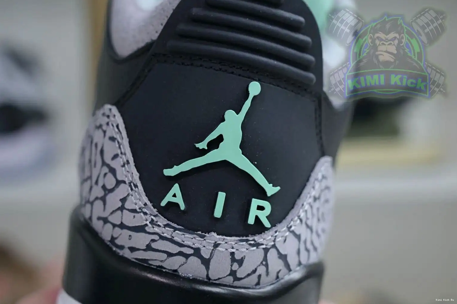 Air Jordan 3 Green Glow Kimikick 0405